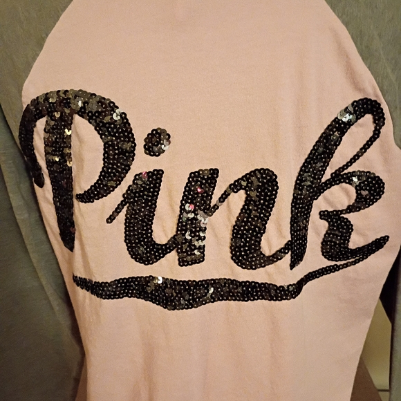 PINK Victoria's Secret Light Pink and Gray Short Sleeve Tee - Picture 4 of 4